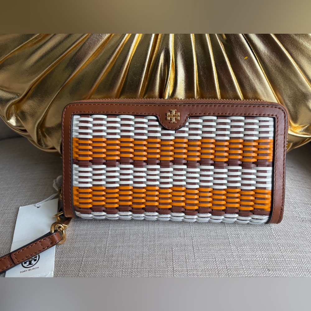 Tory Burch Emerson Woven Leather Wristlet Zip Continental Wallet/wristlet.